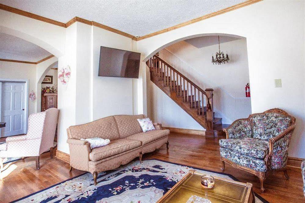 Speedway Legacy Inn Indianapolis Extérieur photo
